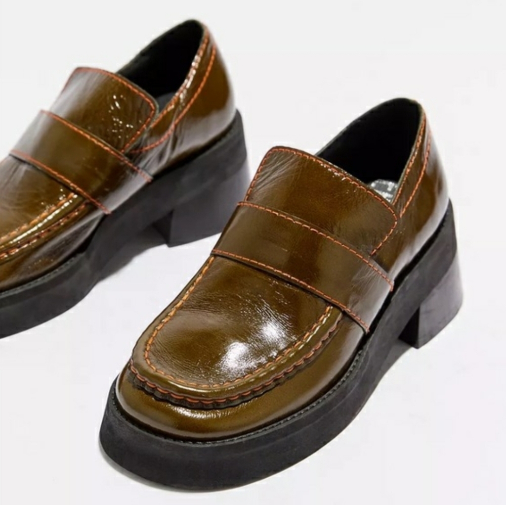 E8 By Miista Lib Loafer In Khaki - Picture 11 of 11